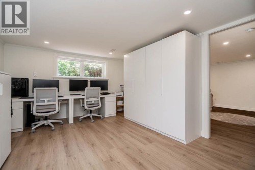 2784 Crescentview Drive, North Vancouver, BC - Indoor Photo Showing Office