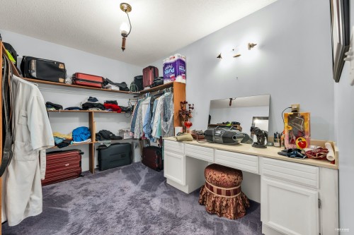 4240 Shackleton Gate, Richmond, BC - Indoor With Storage