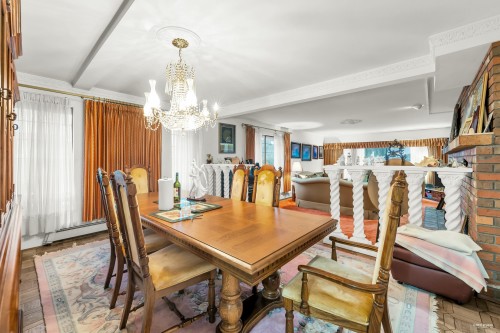 4240 Shackleton Gate, Richmond, BC - Indoor Photo Showing Dining Room