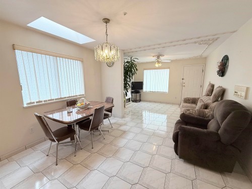 2458 5Th Avenue E, Vancouver, BC - Indoor Photo Showing Dining Room