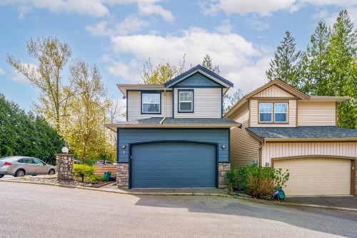 1-11495 Cottonwood Drive, Maple Ridge, BC - Outdoor With Facade