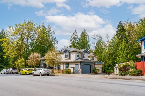 1-11495 Cottonwood Drive, Maple Ridge, BC - Outdoor With Facade
