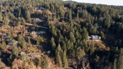 1664 Whitesails Drive Bowen Island, BC V0N 1G2