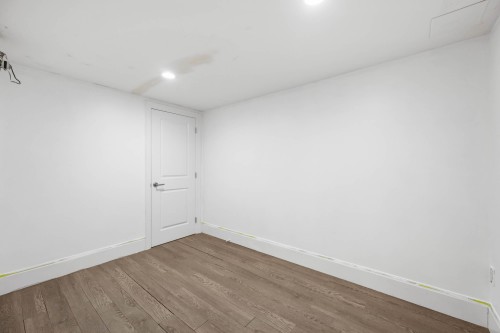 2378 Mariana Place, Coquitlam, BC - Indoor Photo Showing Other Room