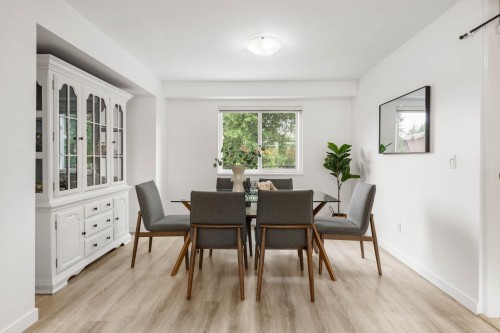 2378 Mariana Place, Coquitlam, BC - Indoor Photo Showing Dining Room