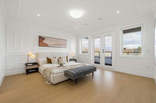 4991 Cabot Drive, Richmond, BC - Indoor Photo Showing Bedroom