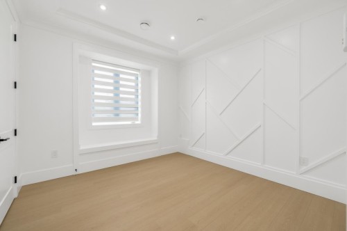 4991 Cabot Drive, Richmond, BC - Indoor Photo Showing Other Room