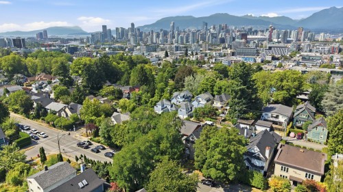 57 W 12Th Avenue, Vancouver, BC - Outdoor With View