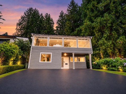 3570 Lonsdale Avenue, North Vancouver, BC - Outdoor