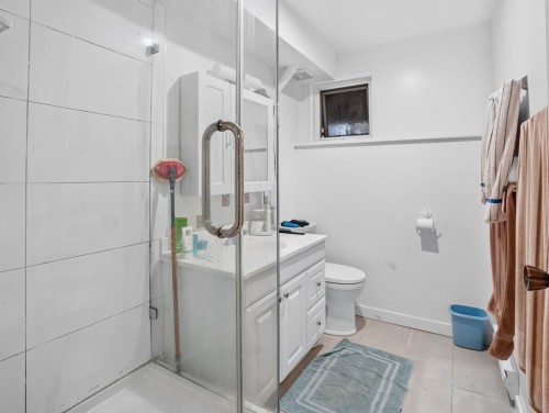 3570 Lonsdale Avenue, North Vancouver, BC - Indoor Photo Showing Bathroom