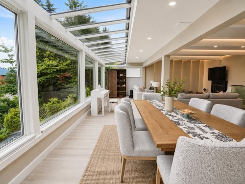 3570 Lonsdale Avenue, North Vancouver, BC - Indoor Photo Showing Dining Room