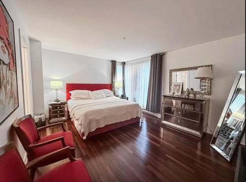 902-1888 Alberni Street, Vancouver, BC - Indoor Photo Showing Bedroom