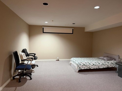 2533 Jade Place, Coquitlam, BC - Indoor Photo Showing Other Room
