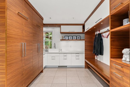 2940 Mathers Avenue, West Vancouver, BC - Indoor