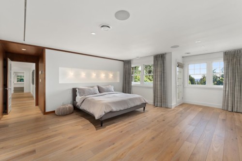 2940 Mathers Avenue, West Vancouver, BC - Indoor Photo Showing Bedroom