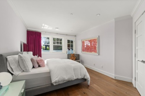 2940 Mathers Avenue, West Vancouver, BC - Indoor Photo Showing Bedroom