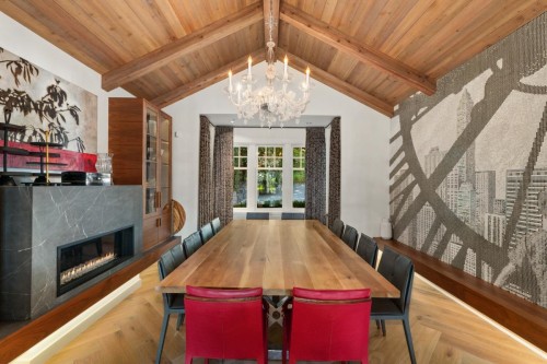 2940 Mathers Avenue, West Vancouver, BC - Indoor Photo Showing Dining Room With Fireplace