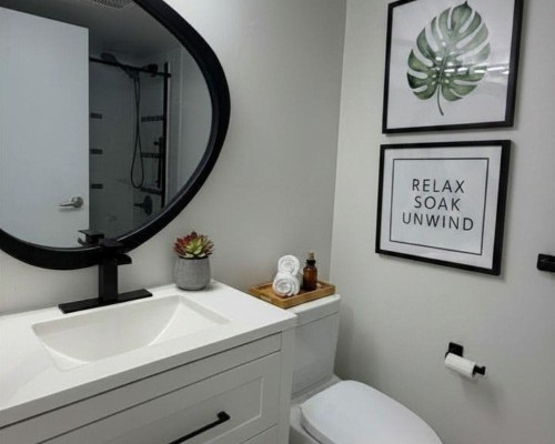 1107-4178 Dawson Street, Vancouver, BC - Indoor Photo Showing Bathroom