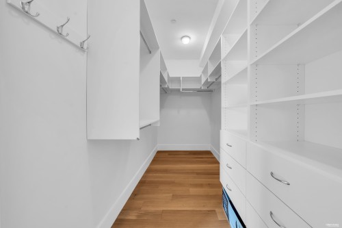 2246 22Nd Avenue W, Vancouver, BC - Indoor With Storage