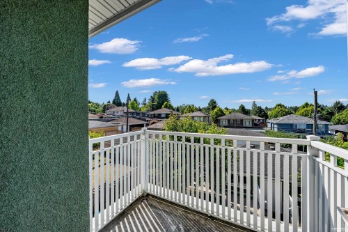 2246 22Nd Avenue W, Vancouver, BC - Outdoor