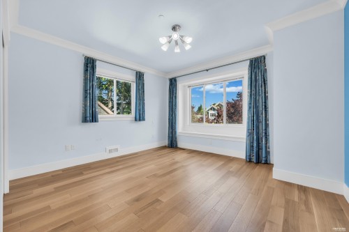 2246 22Nd Avenue W, Vancouver, BC - Indoor Photo Showing Other Room