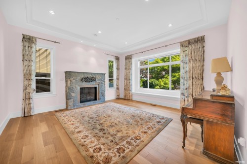 2246 22Nd Avenue W, Vancouver, BC - Indoor Photo Showing Living Room With Fireplace