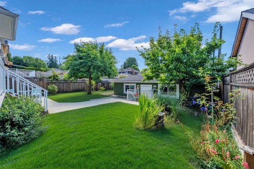 2246 22Nd Avenue W, Vancouver, BC - Outdoor