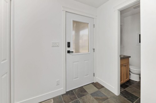 3-728 Gibsons Way, Gibsons, BC - Indoor Photo Showing Other Room