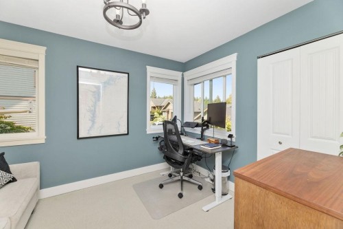 3-728 Gibsons Way, Gibsons, BC - Indoor Photo Showing Office
