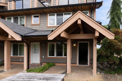 3-728 Gibsons Way, Gibsons, BC - Outdoor With Exterior