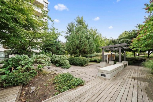 807-2200 Douglas Road, Burnaby, BC - Outdoor With Deck Patio Veranda