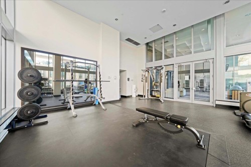 807-2200 Douglas Road, Burnaby, BC - Indoor Photo Showing Gym Room