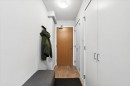 807-2200 Douglas Road, Burnaby, BC  - Indoor Photo Showing Other Room 