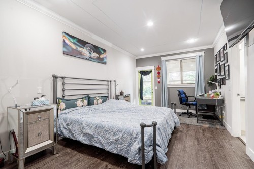 21528 Donovan Avenue, Maple Ridge, BC - Indoor Photo Showing Bedroom