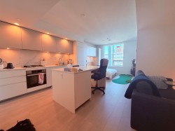 1303-6537 Telford Avenue Burnaby, BC V5H 0K9