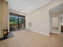 402-2211 2Nd Avenue W, Vancouver, BC  - Indoor Photo Showing Other Room 