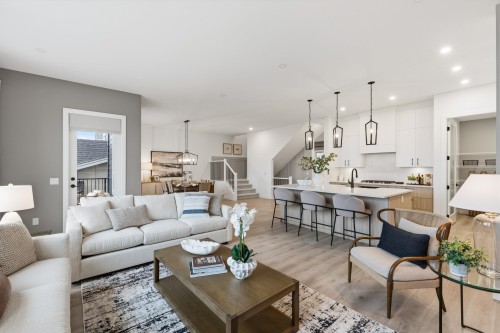 3410 Korba Avenue, Coquitlam, BC - Indoor Photo Showing Living Room