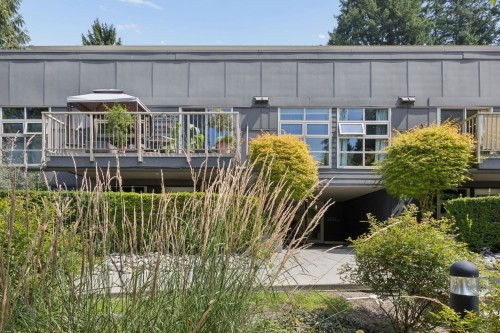 204-2832 Capilano Road, North Vancouver, BC - Outdoor