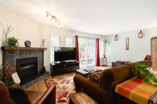 22-795 Noons Creek Drive, Port Moody, BC - Indoor Photo Showing Living Room With Fireplace