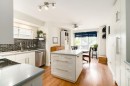 22-795 Noons Creek Drive, Port Moody, BC  - Indoor Photo Showing Kitchen 
