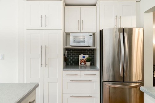 22-795 Noons Creek Drive, Port Moody, BC - Indoor Photo Showing Kitchen