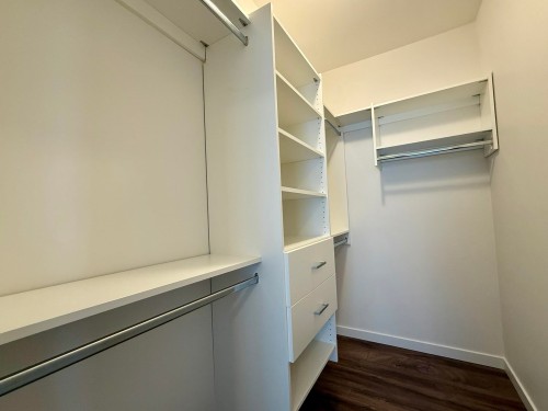 312-621 Regan Avenue, Coquitlam, BC - Indoor With Storage