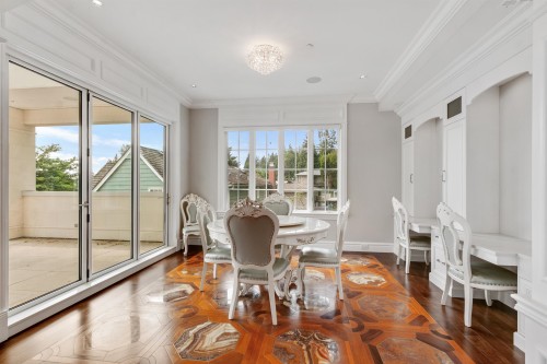 735 St. Andrews Road, West Vancouver, BC - Indoor Photo Showing Dining Room