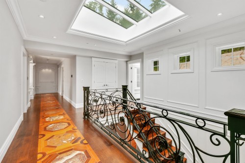 735 St. Andrews Road, West Vancouver, BC - Indoor Photo Showing Other Room