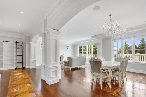 735 St. Andrews Road, West Vancouver, BC - Indoor Photo Showing Dining Room