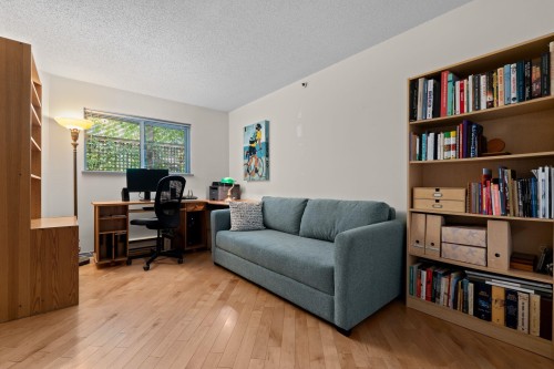 106-1147 Nelson Street, Vancouver, BC - Indoor