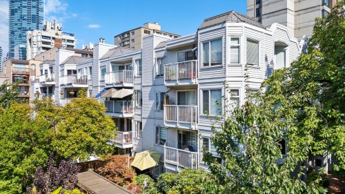106-1147 Nelson Street, Vancouver, BC - Outdoor