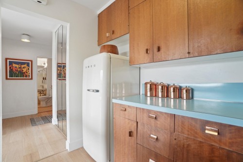302-710 Chilco Street, Vancouver, BC - Indoor