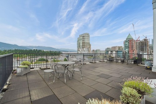 302-710 Chilco Street, Vancouver, BC - Outdoor