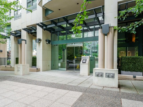 2304-1239 Georgia Street W, Vancouver, BC - Outdoor